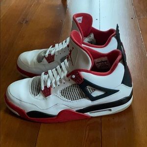 🔥NIKE Air Jordan 4 retro Fire Red🔥